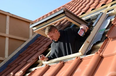 Pose de fenêtres de toit Velux au Donzeil